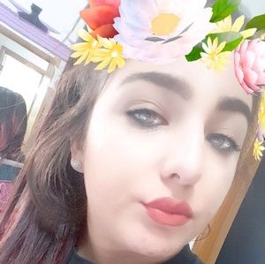 Meet your Posher, Alyssa